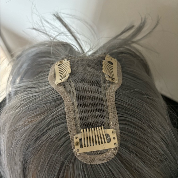 Gray Topper - Picture 5 of 6